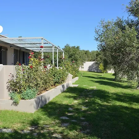 Apartment Alexandra's Garden Stalos